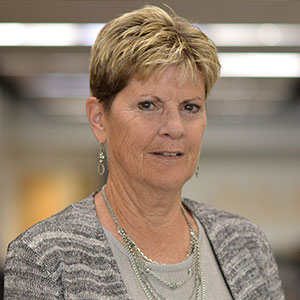 Kathy Gunderson headshot