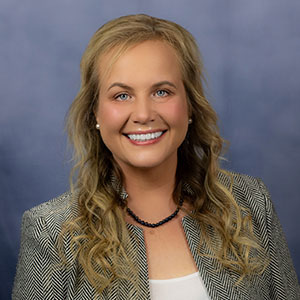 Sarah Carlson headshot