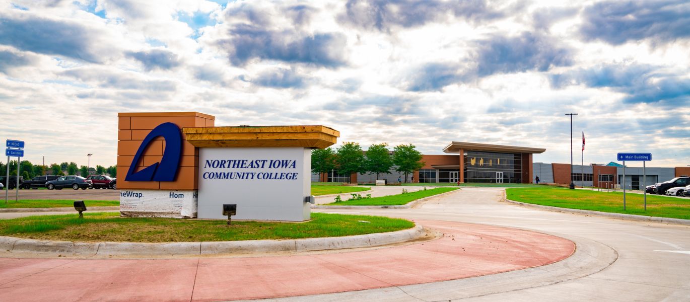 Northeast Iowa Community College Peosta Campus Entry